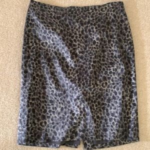 Ann Taylor silk skirt 6 gray leopard spot